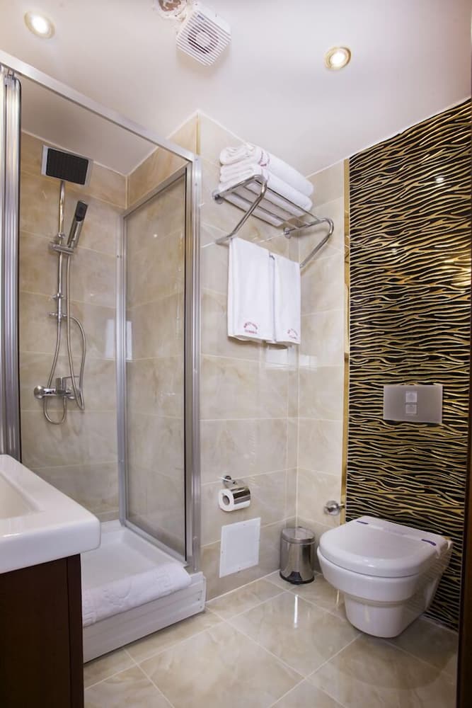 Istanbul Newcity Hotel 41/50
