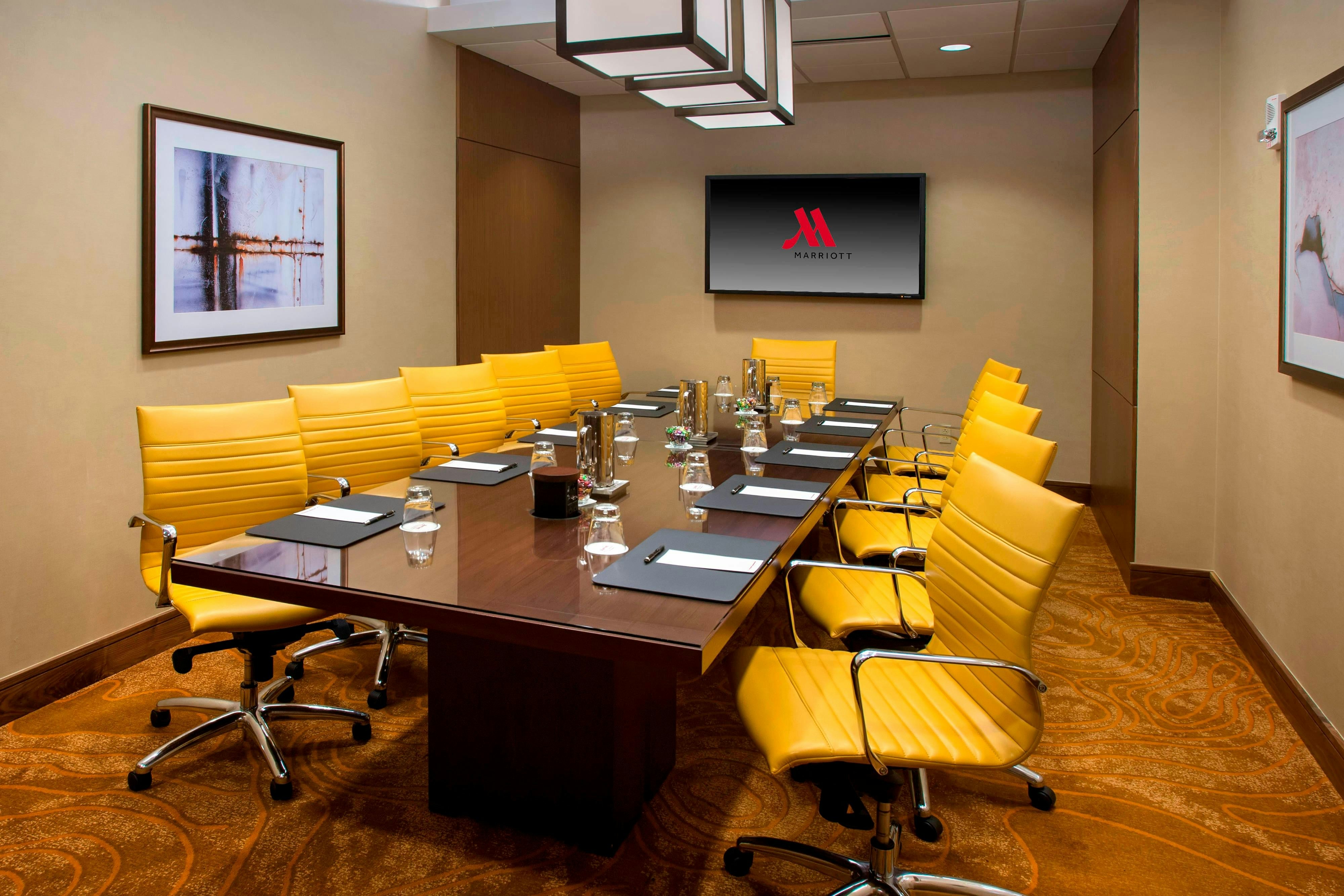 Newark Liberty International Airport Marriott 29/45