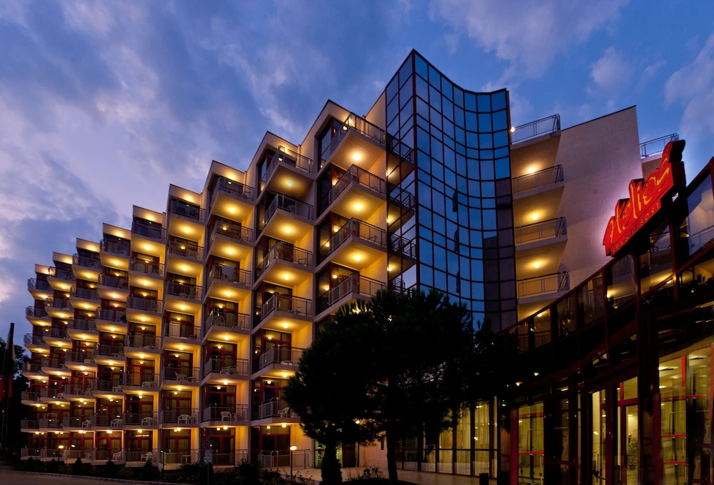 Helios Spa Hotel 写真1