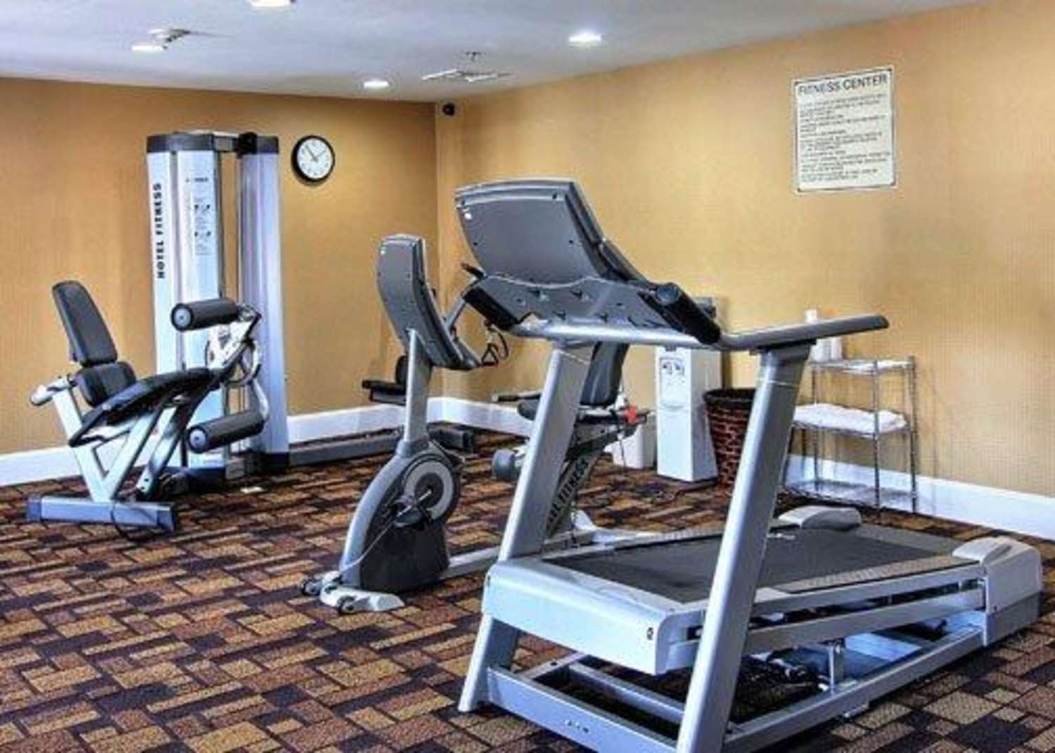 Quality Inn & Suites Greenville Near Downtown 11/19
