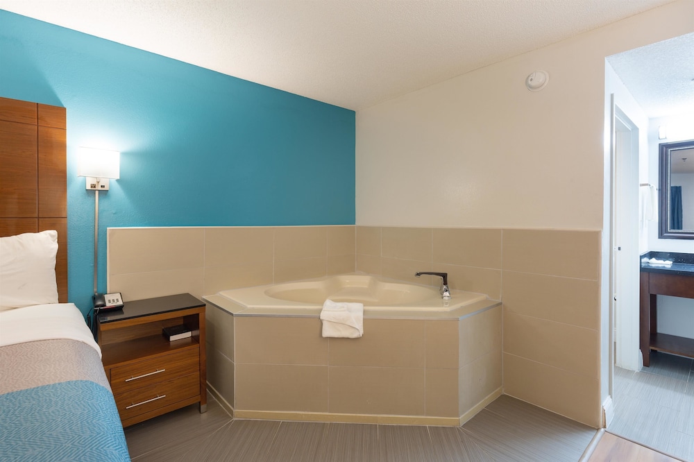 Motel6 Albany, GA 39/40