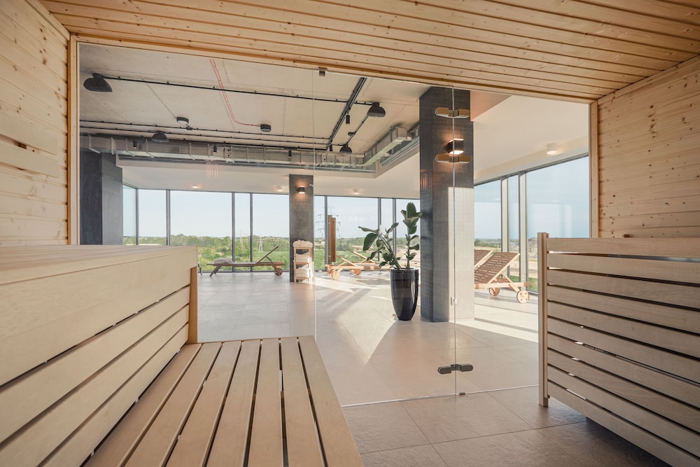 Q Hotel Plus Wroclaw Bielany 28/50