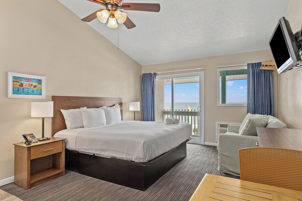 Sandpiper Beacon Beach Resort 10/50