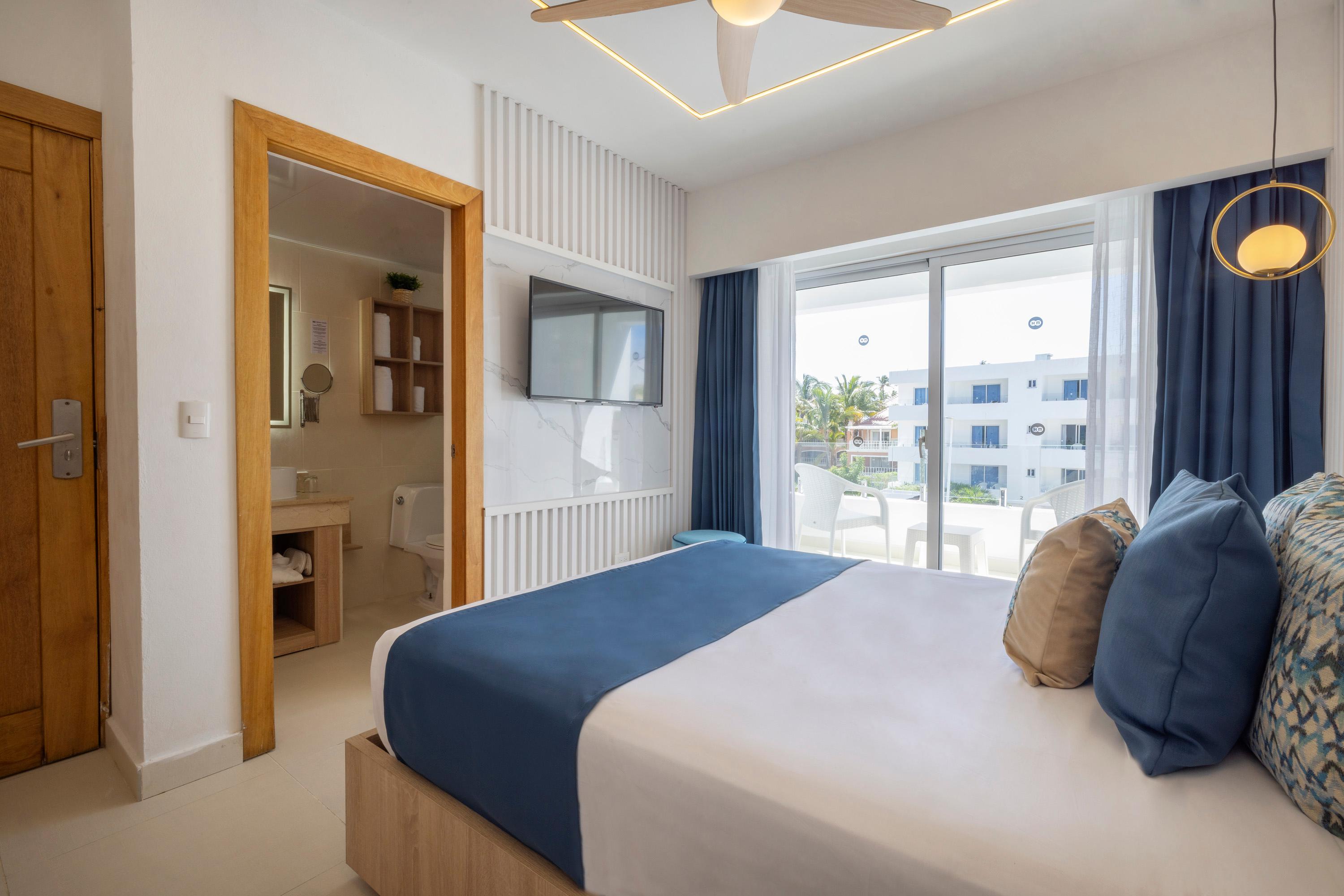 غرفة قياسية بسرير مزدوج، HM Bavaro Beach Adults Only 2/4