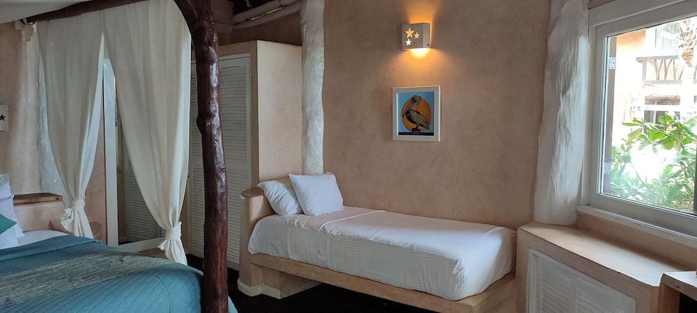 Premium, Suite, King and Twin Beds, Ocean Front, Villa Las Estrellas 2/7