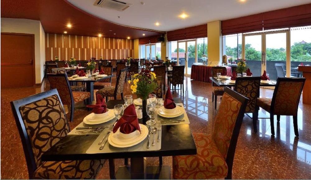 Hotel Dafam Pekalongan 45/66
