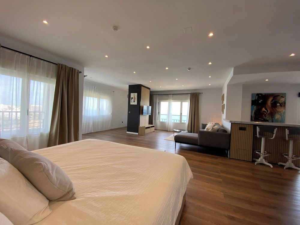 1 BEDROOM, DELUXE, STUDIO, SUITE, SEA VIEW