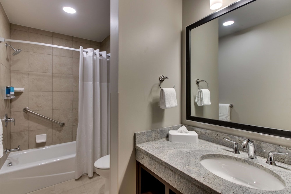 Drury Plaza Hotel Milwaukee Downtown 47/50