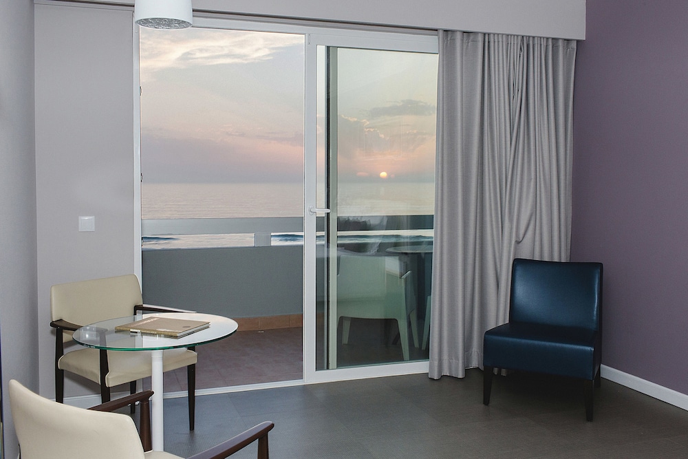 Hotel Arribas 24/66