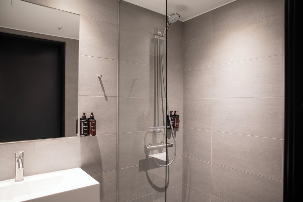غرفة عائلية بسريرين منفصلين، Home Hotel 1624 5/6