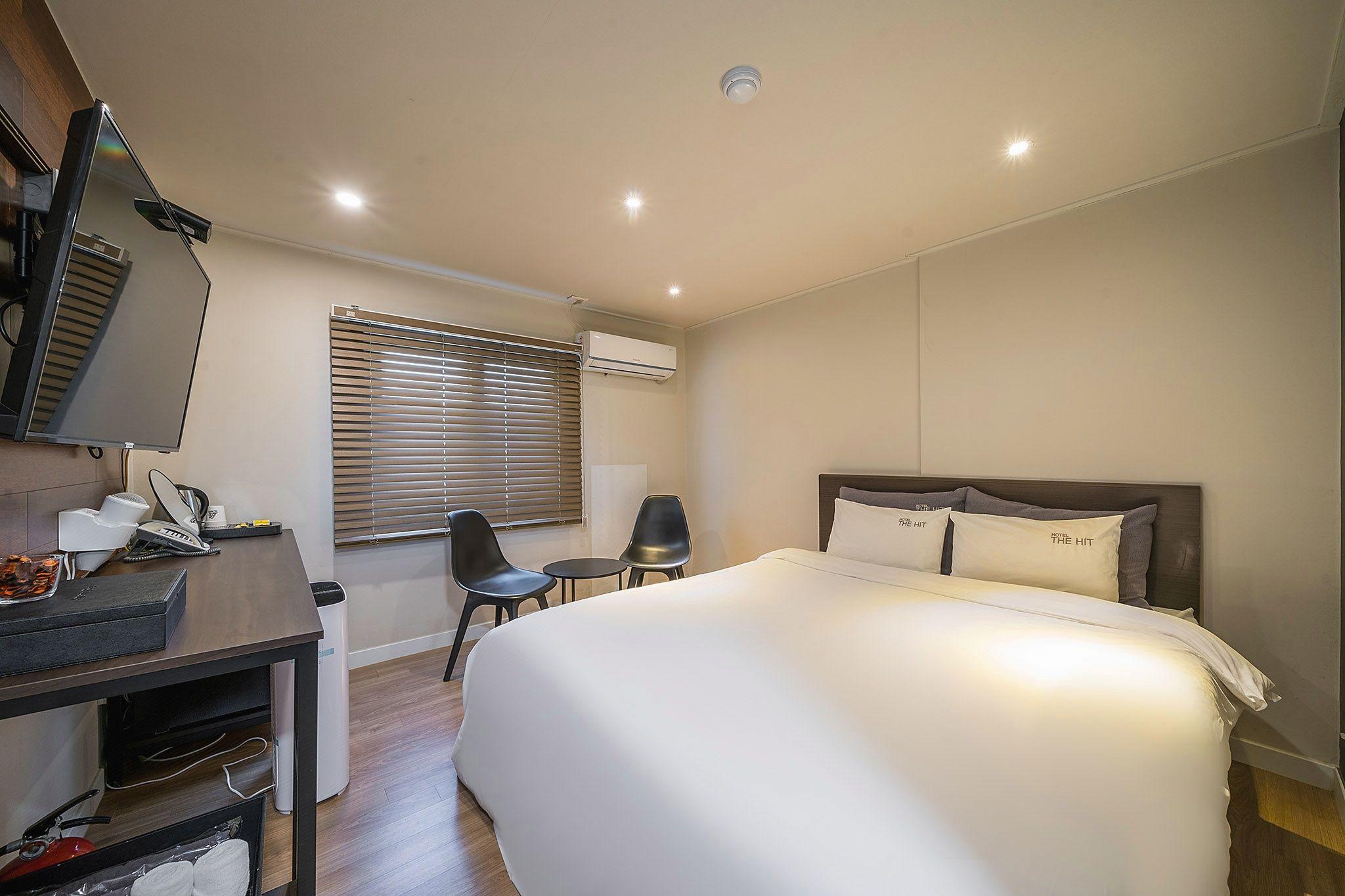 Hotel The Hit 13/45