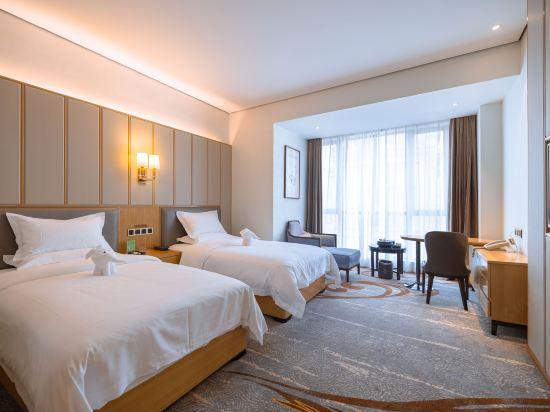 Deluxe, Twin Beds