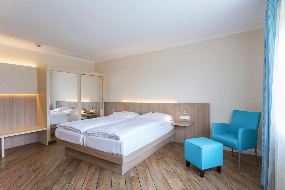 Hotel Vier Jahreszeiten Lubeck 13/50