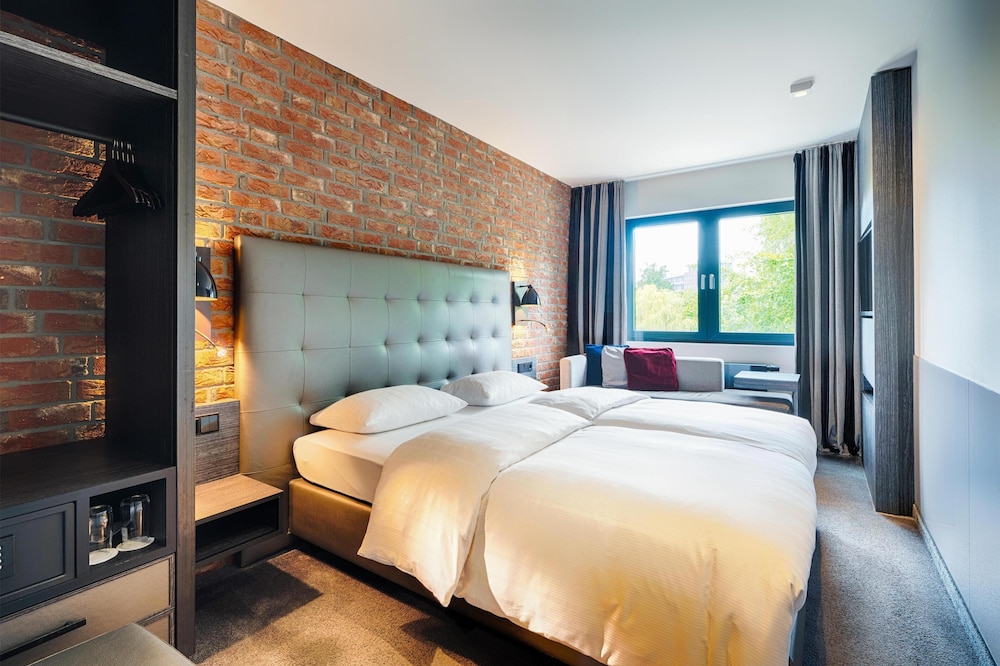 Park Inn by Radisson Lubeck 10/50