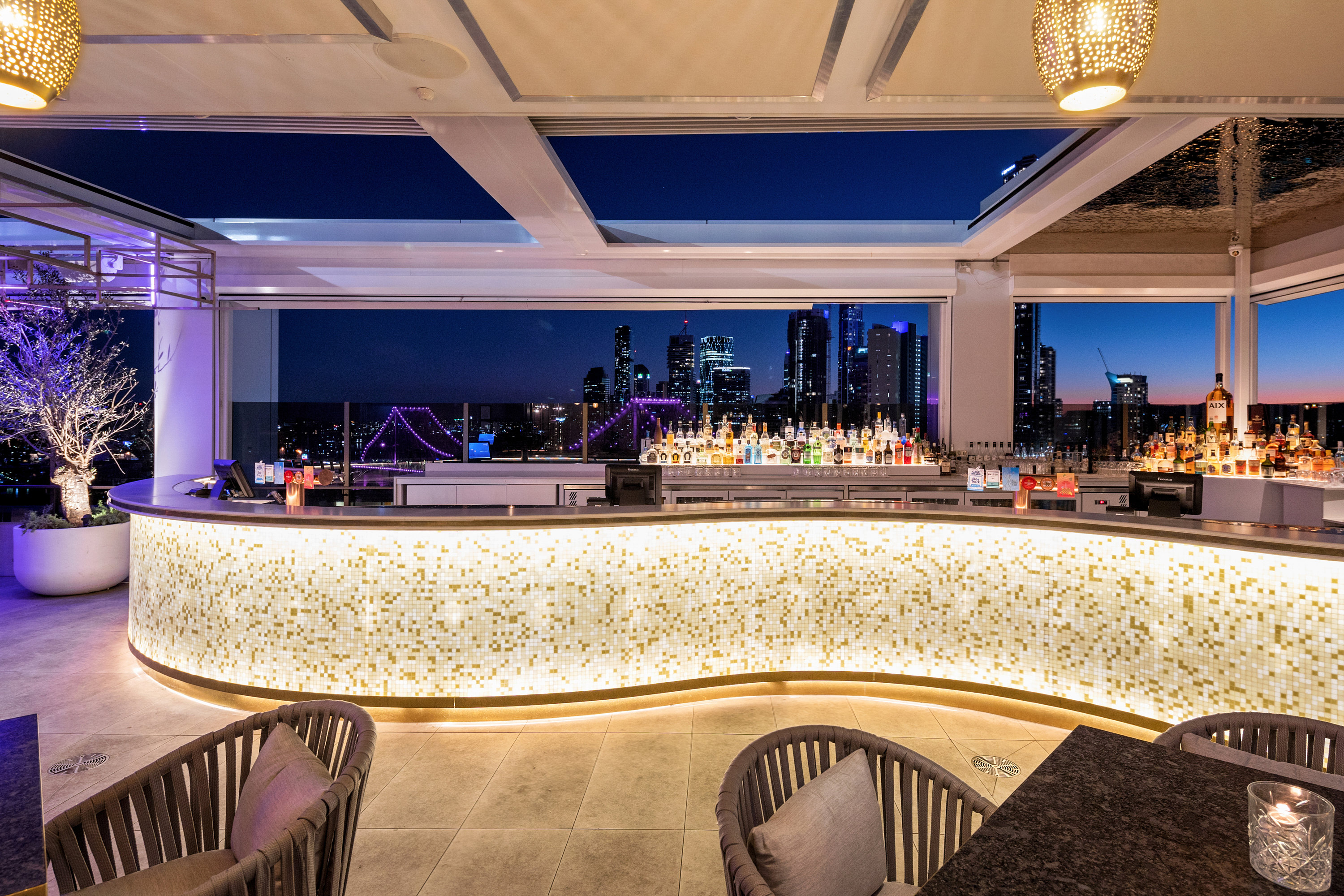 Hotel X Brisbane Fortitude Vly Vignette Colllection 20/82