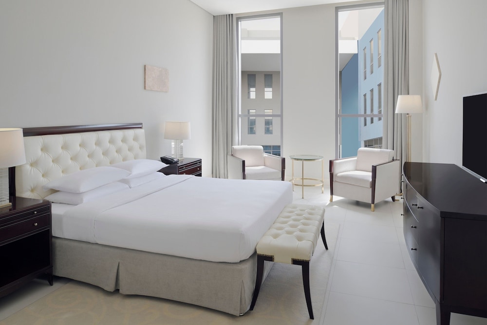 Delta Hotels by Marriott, Dubai Investment Park 10/68