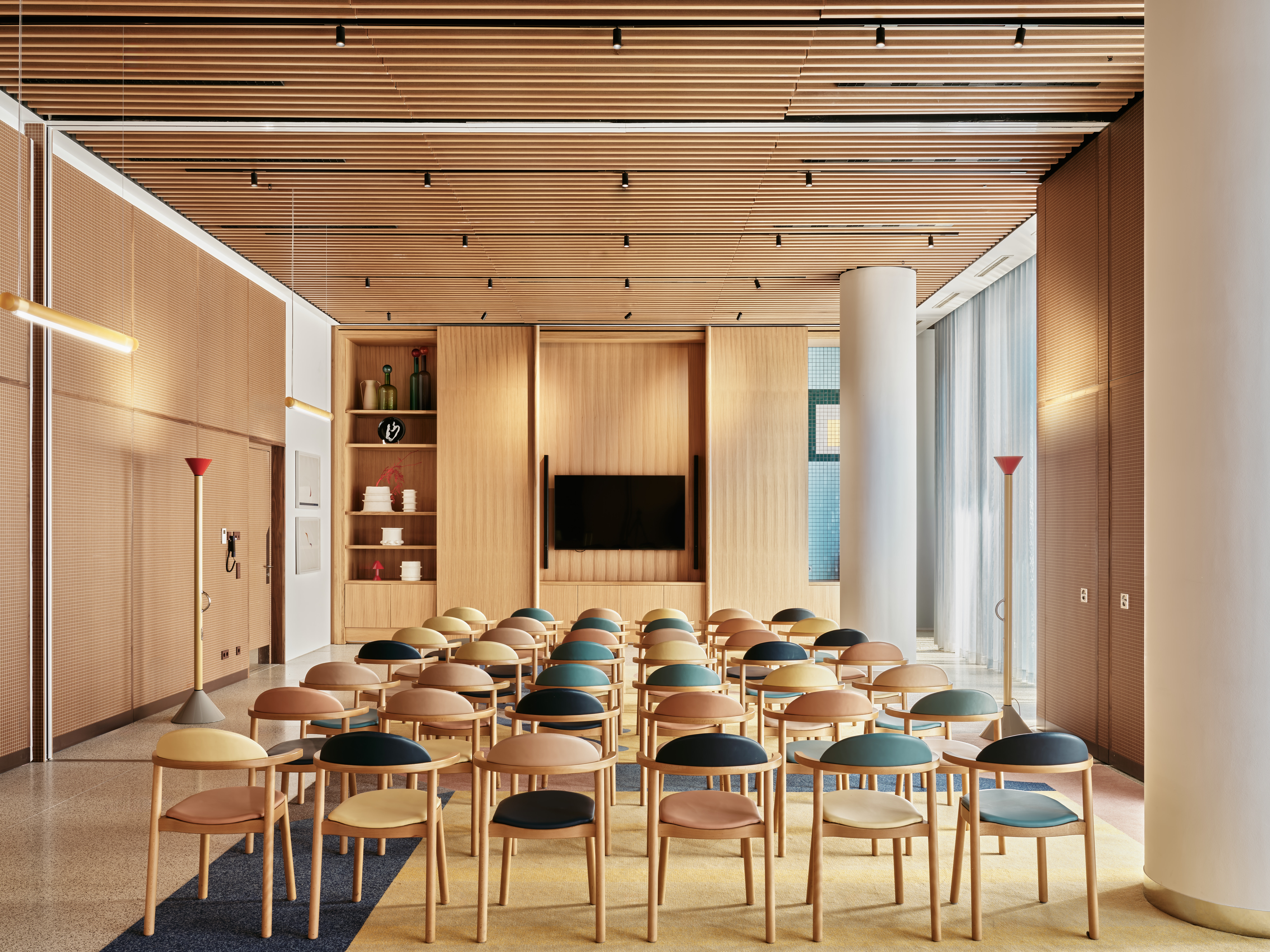 Kimpton Main Frankfurt by IHG 40/50