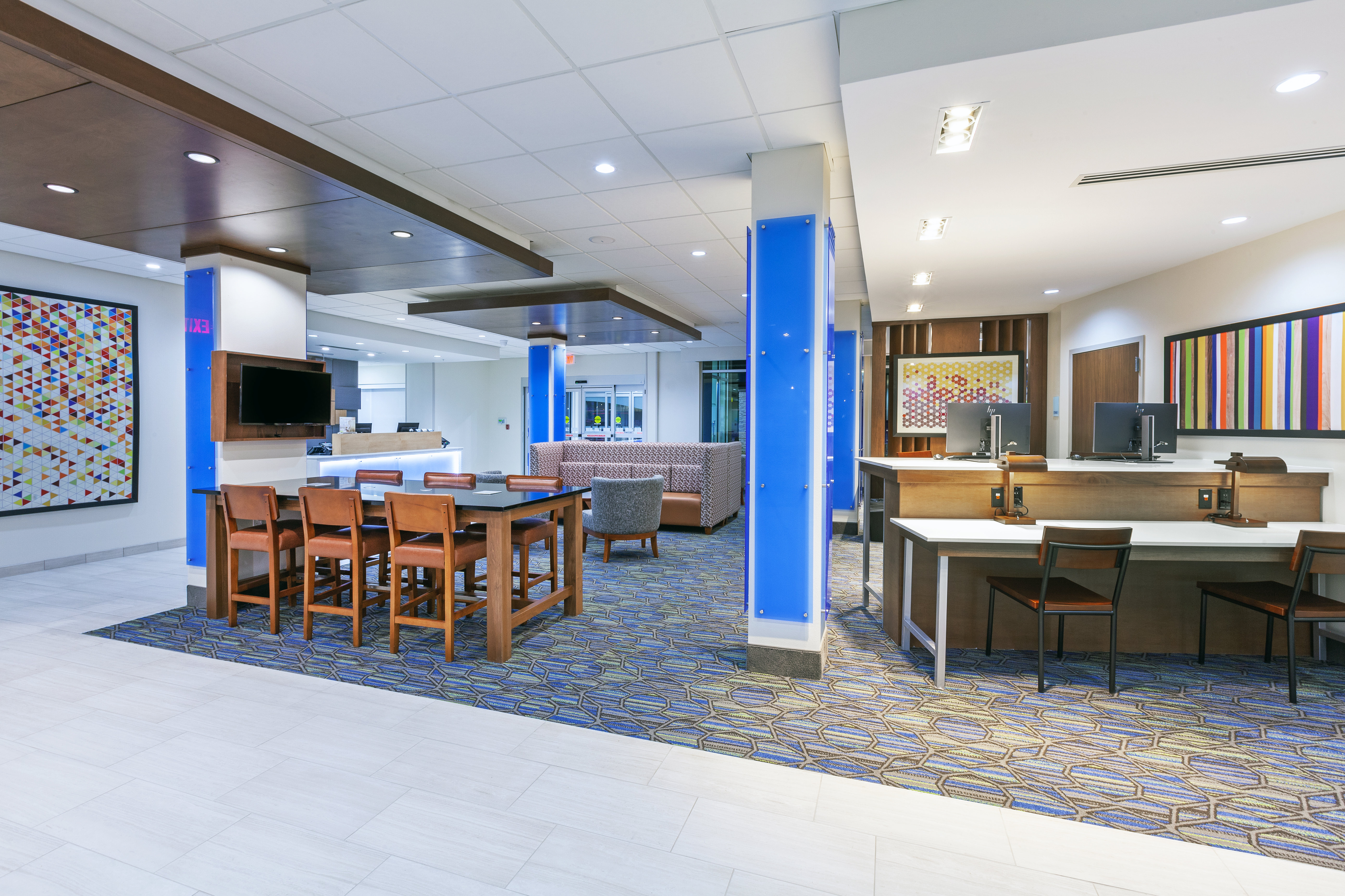 Holiday Inn Express and Suites Tulsa Northeast - Owasso 51/66