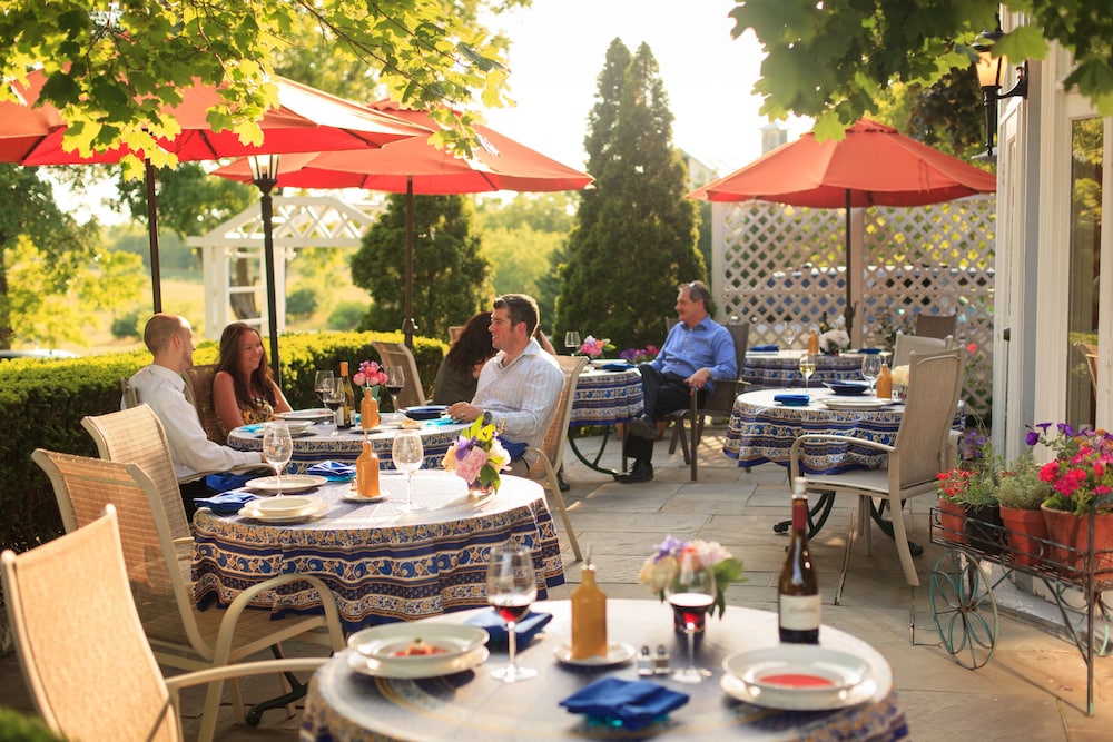 L Auberge Provencale Bed and Breakfast 32/51