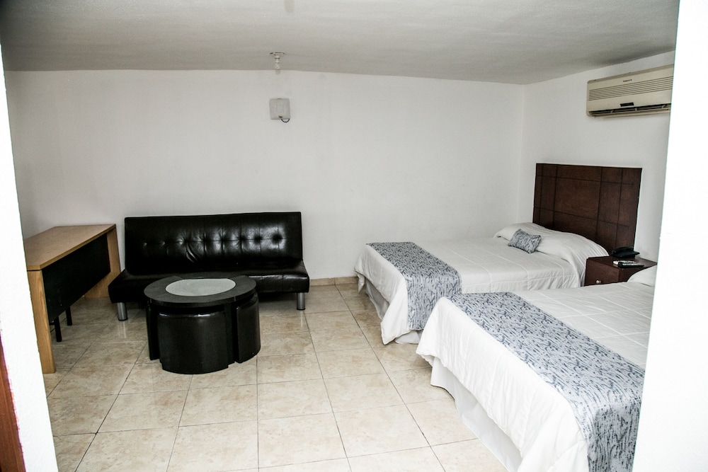 BUSINESS, DOUBLE BED
