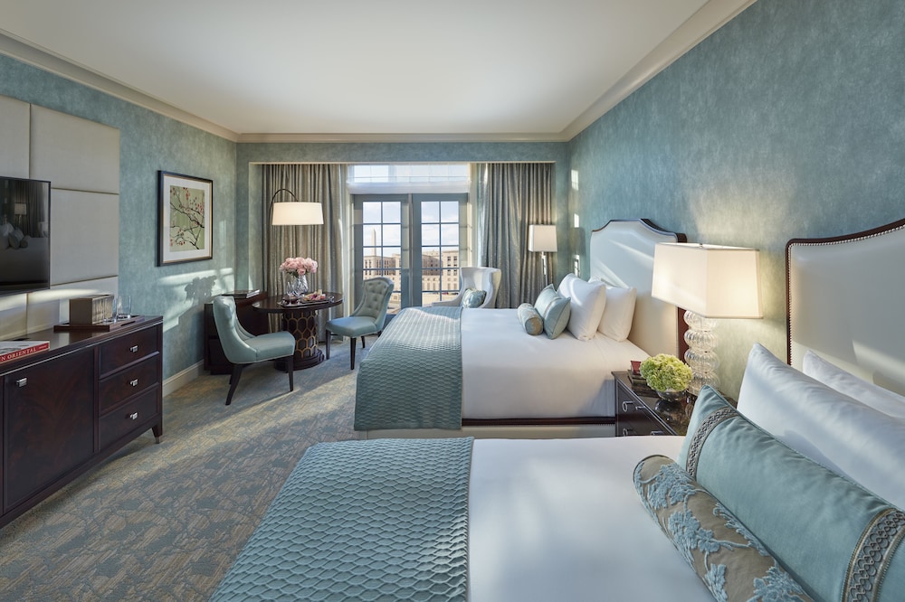 DELUXE, 2 QUEEN BEDS, ACCESSIBLE