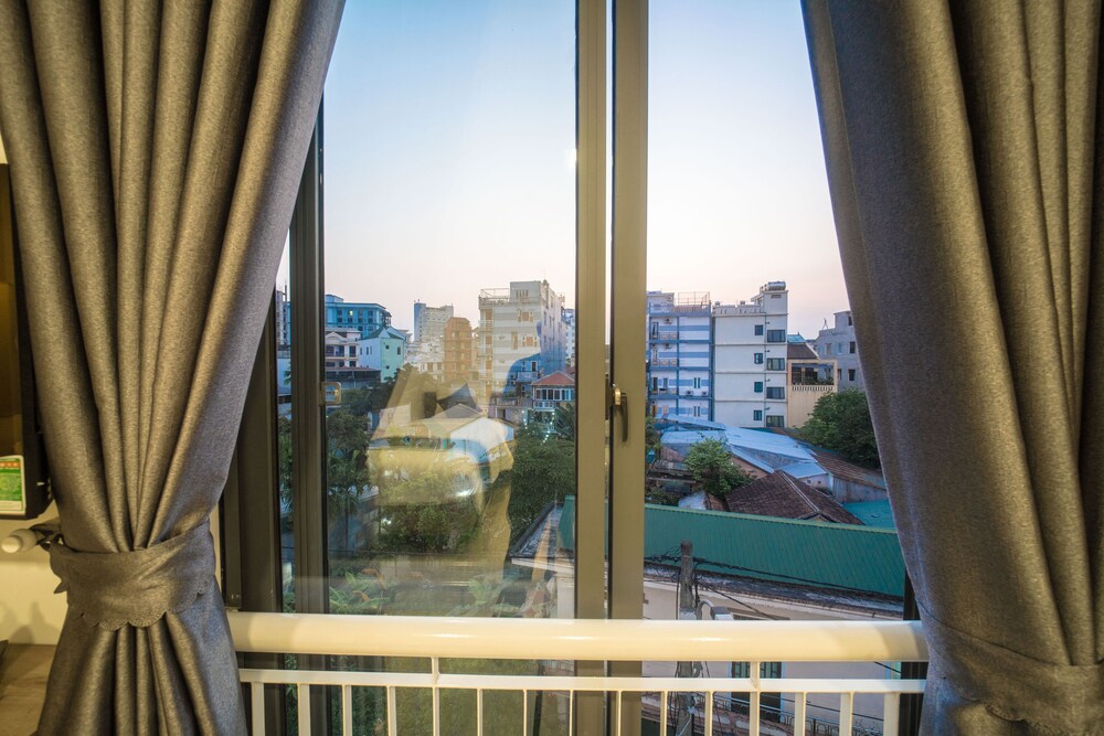 Stop And Go Boutique Homestay In Hue 38/50
