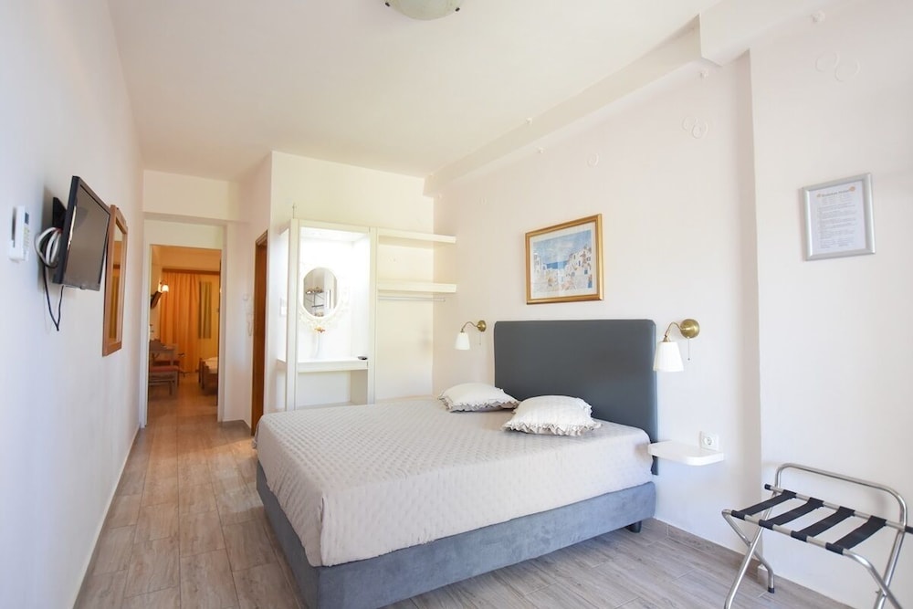 Rodakas Hotel 18/50