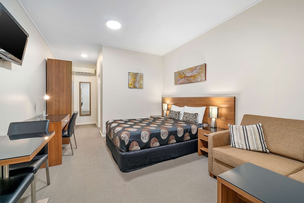 Sherbourne Terrace Hotel 20/39