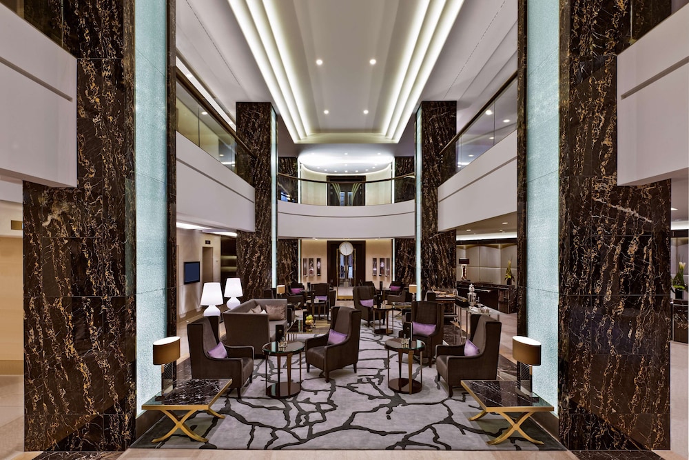 Waldorf Astoria Hotel 58/68