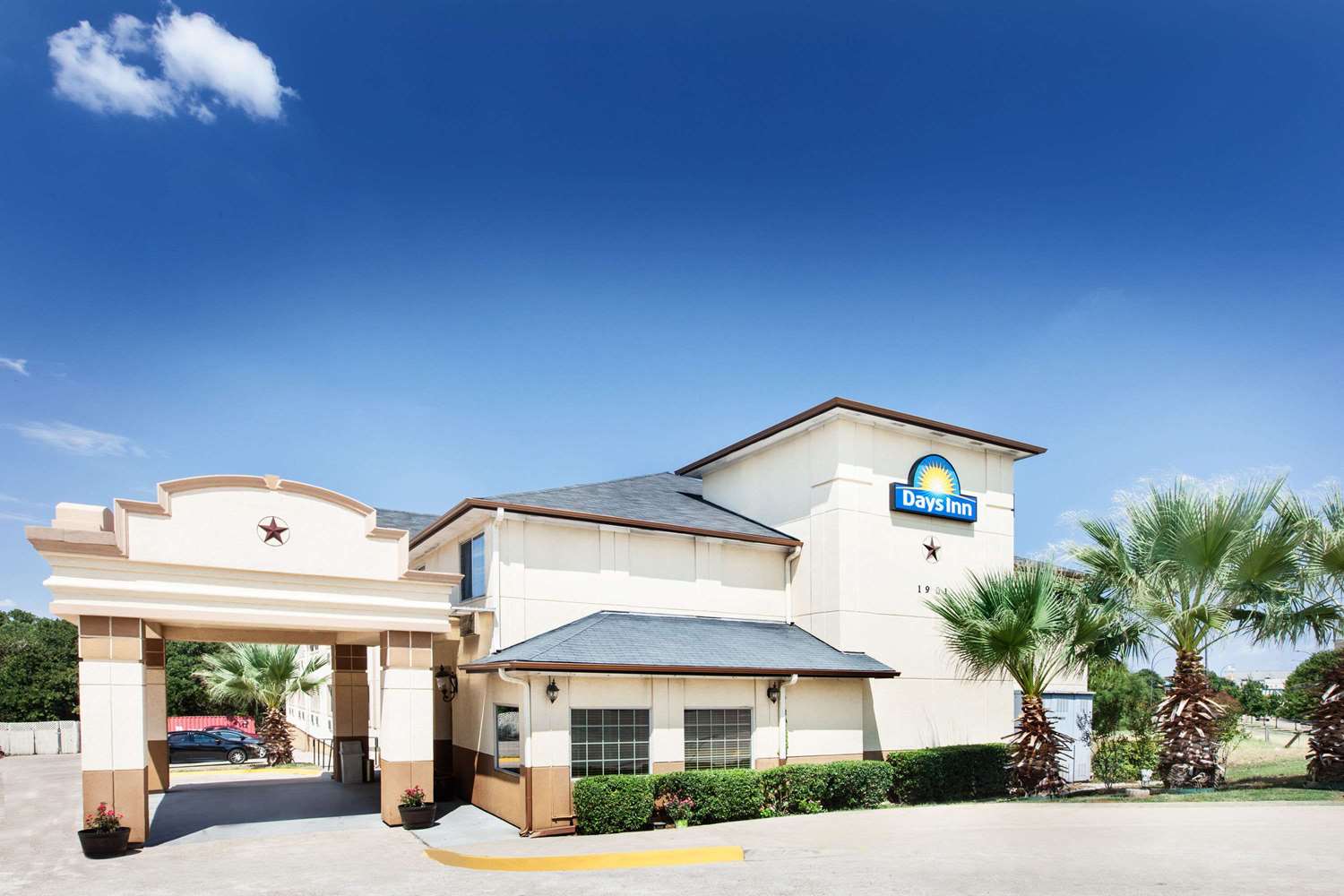 Days Inn By Wyndham Arlington 3/17