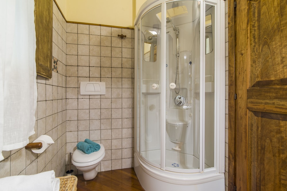 Florence Ariento Romantic Apartment 30/32