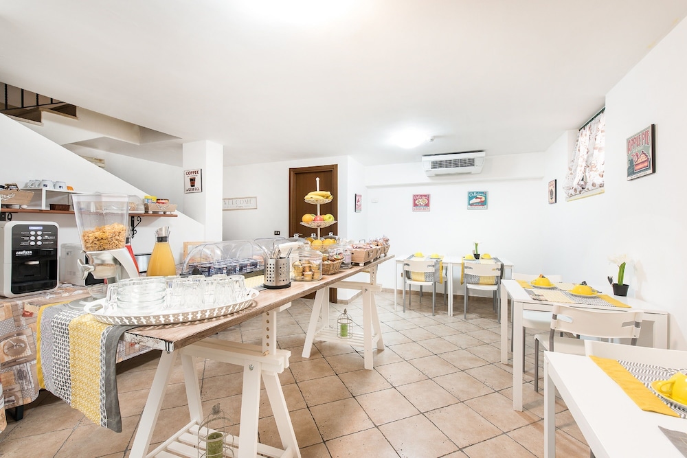 Hotel La Villetta 34/40