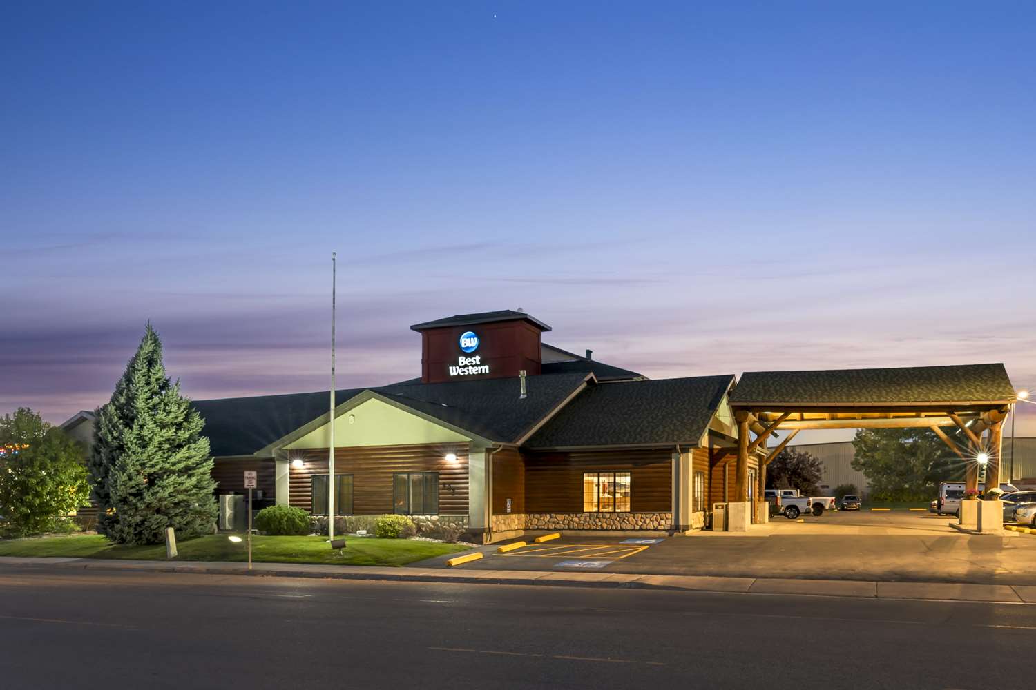 Best Western Yellowstone Crossing 2/43