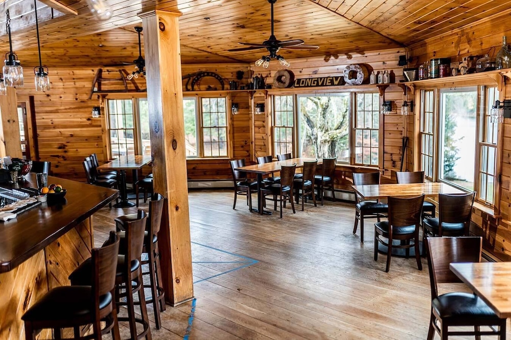 The Long View Lodge 26/50