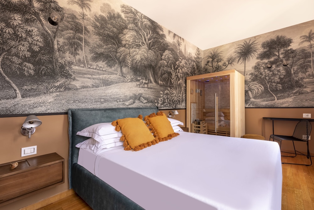 Rome Accommodation Condotti with terrace 10/50