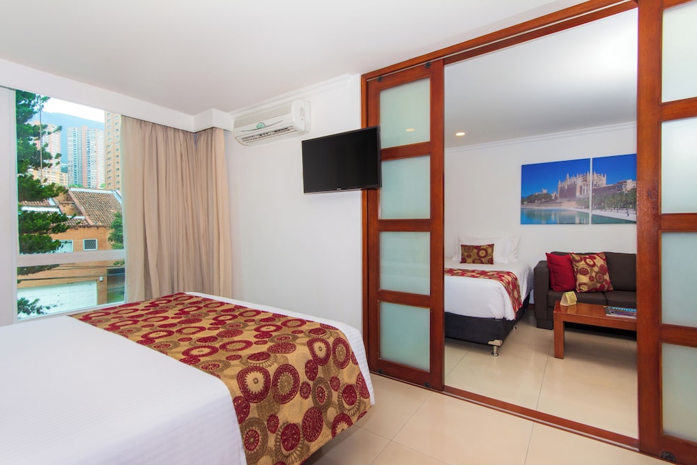 1 Bedroom, Family, Triple, 1 Queen and 1 Single Bed