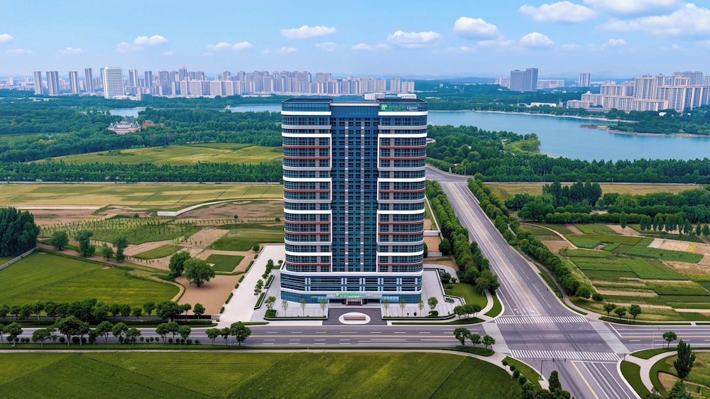 Holiday Inn Express Xinxiang Pingyuan New Area by IHG، Xinxiang 4/50
