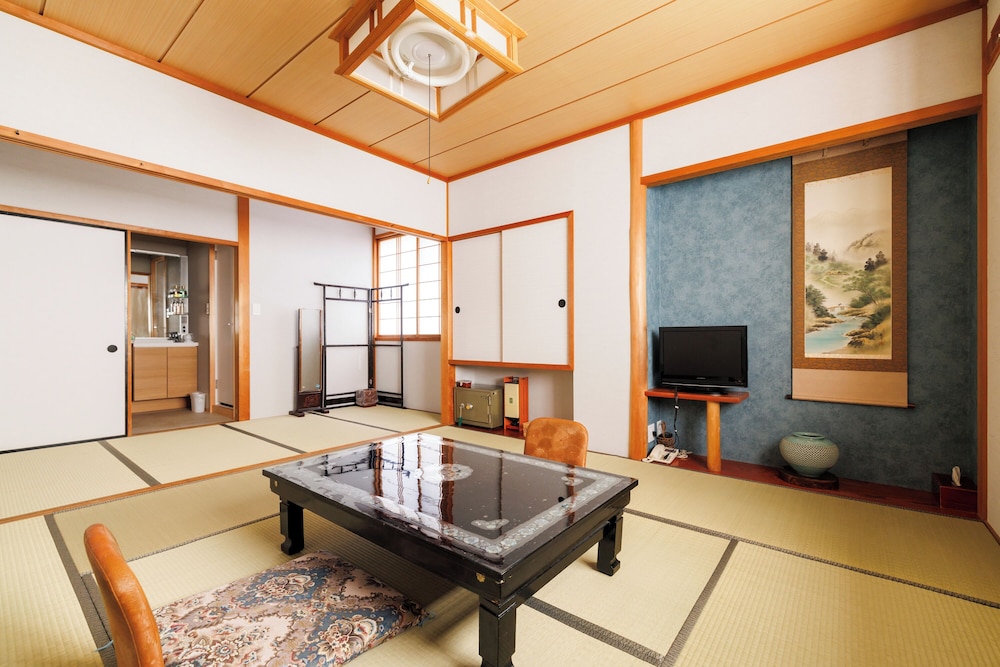 Ryokufuen Kiyoharu 38/54