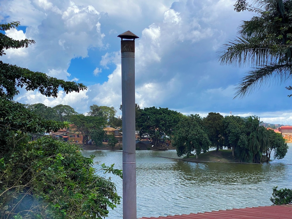 Royal Lake View Gardens 43/50
