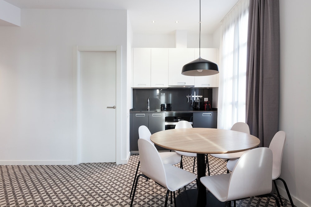 Aspasios Poblenou Apartments 36/50