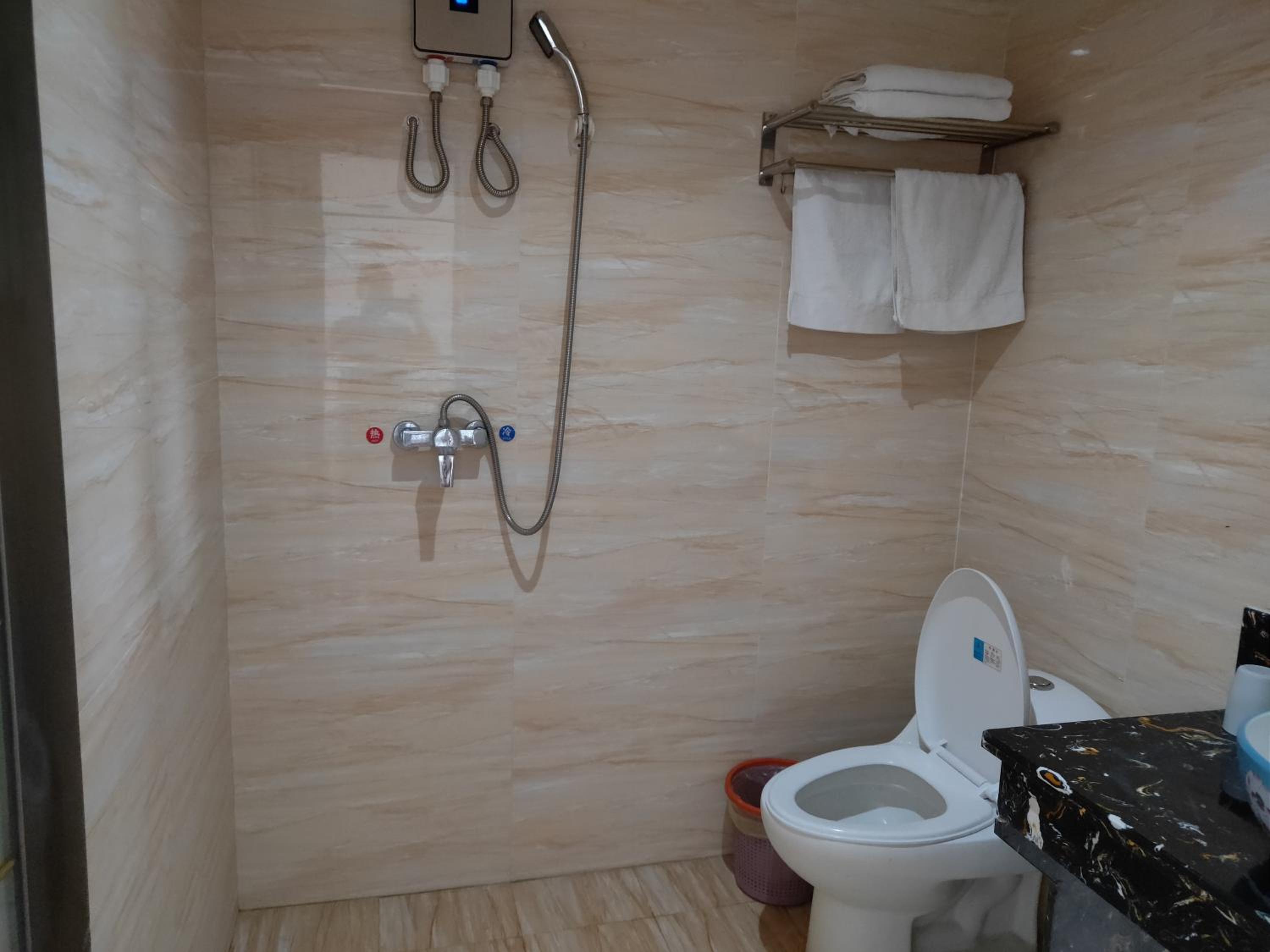 Chong TI Hotel 13/17