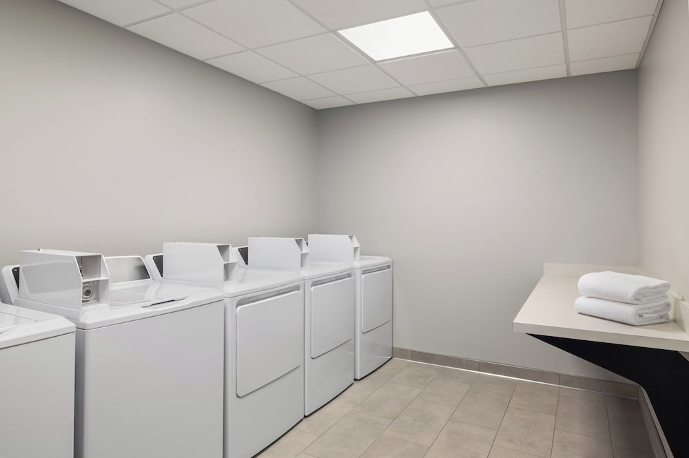 TownePlace Suites by Marriott Hickory 25/32