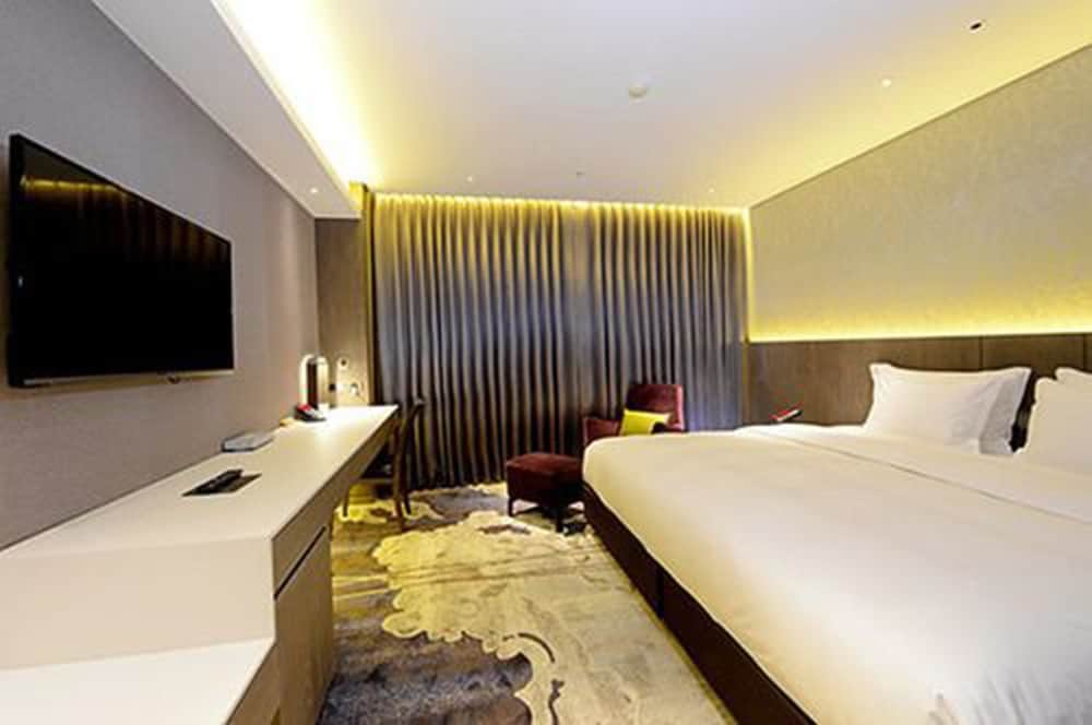 STANDARD, DOUBLE BED