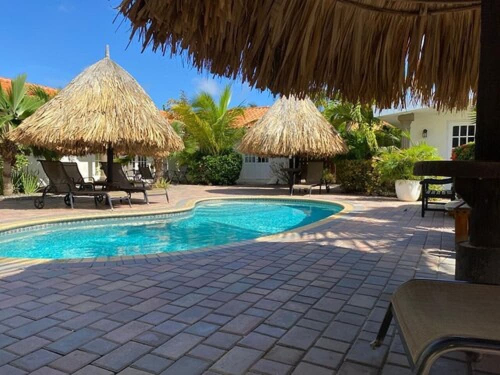 ARUBA TROPIC APARTMENTS 25/31