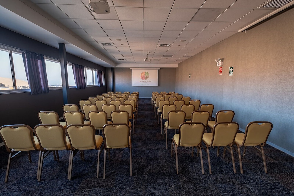 Park Inn by Radisson Tacna 48/50