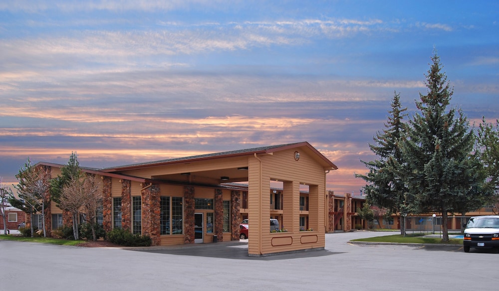 Cimarron Inn Klamath Falls 2/35