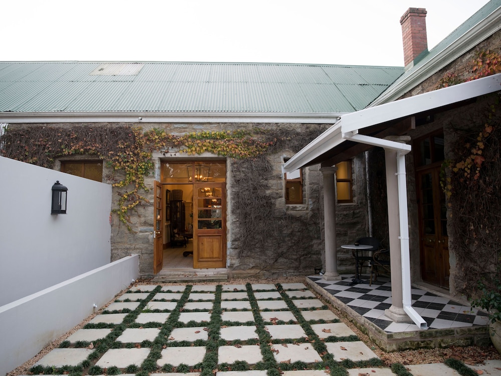 Hartford House 22/50