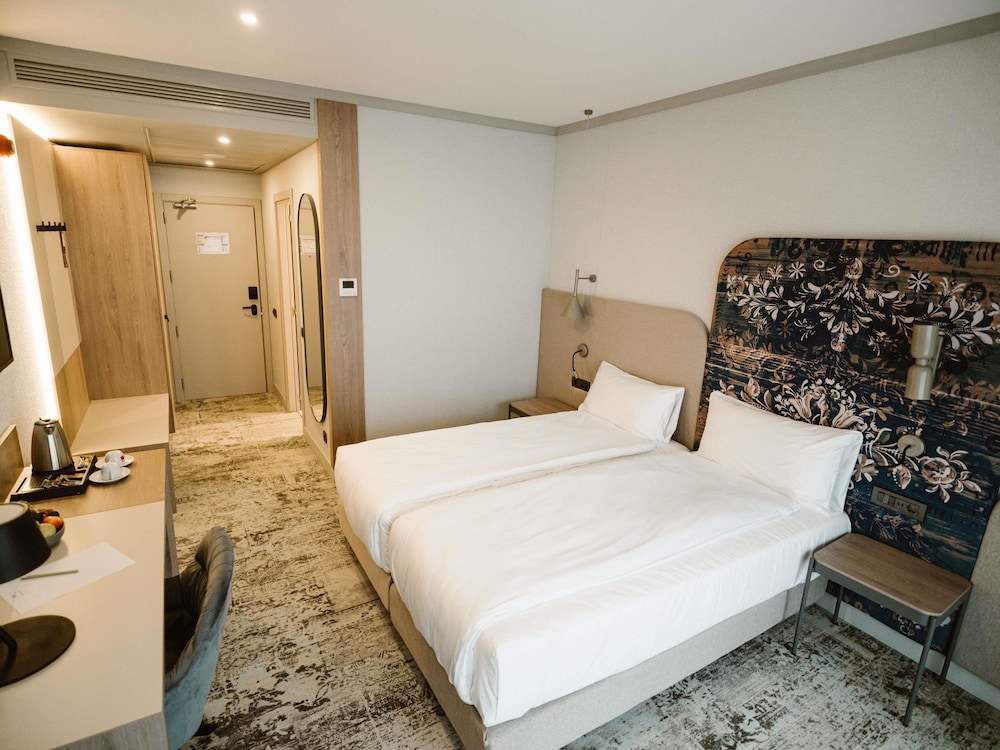 Mercure Sibiu Arsenal 11/50