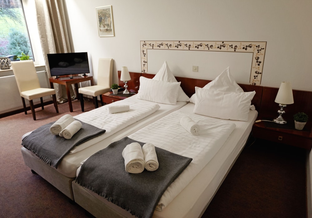 Top Vch Hotel Zur Burg Sternberg Extertal 26/57