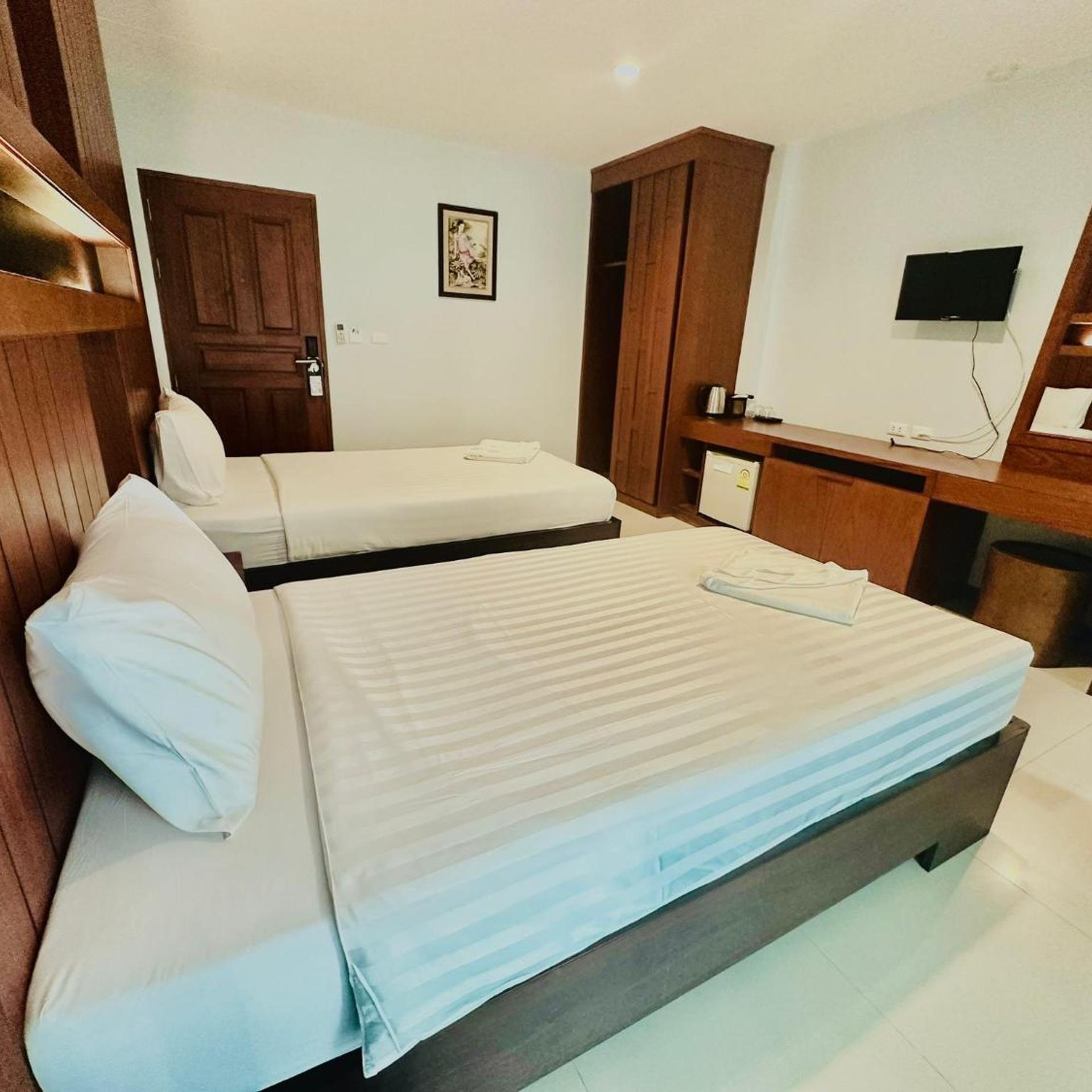 Cokoon Deva Patong Hotel 8/38